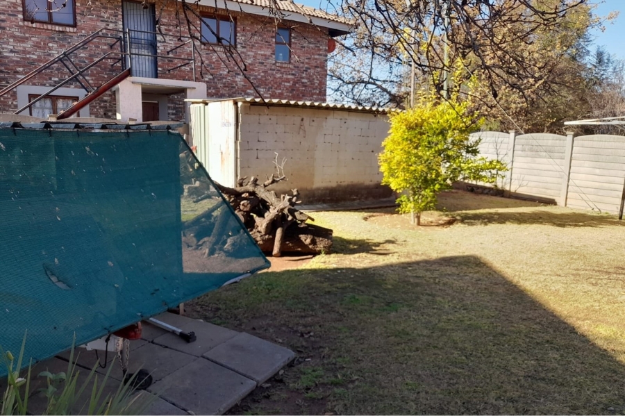 3 Bedroom Property for Sale in Flimieda North West